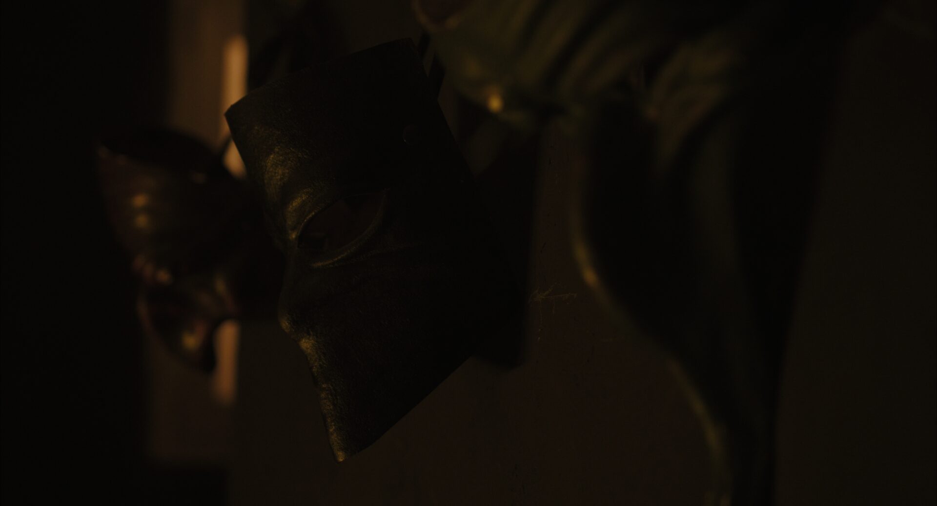 Still 2025-12-10 200149_1.137.1